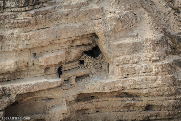 20121027_mar_saba_monk_005_5D3_2715