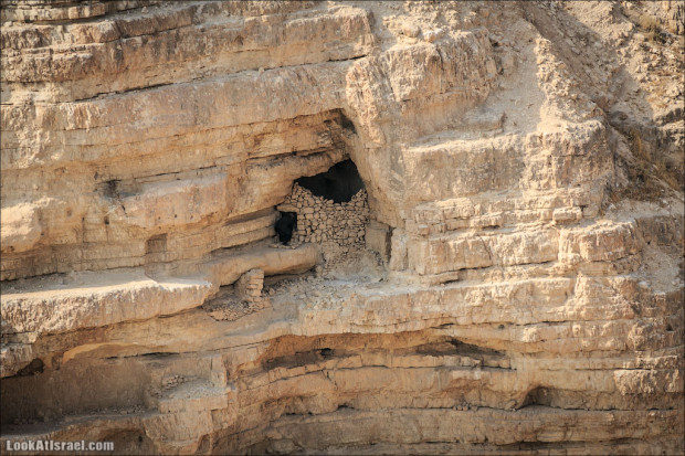 20121027_mar_saba_monk_010_5D3_2724