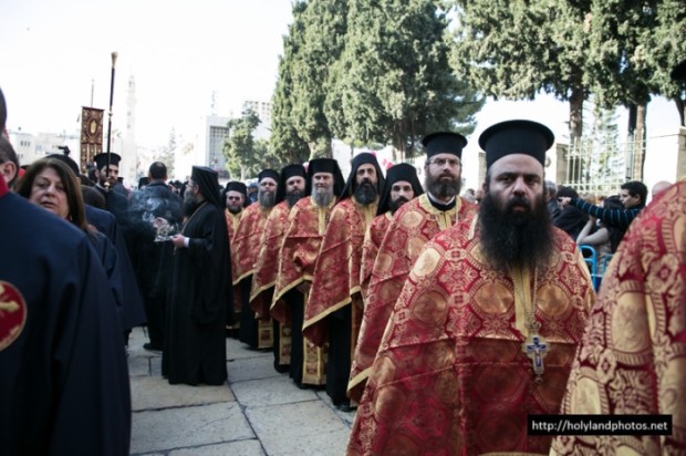 Η παραμονή των Χριστουγέννων στην Βηθλεέμ 1-9