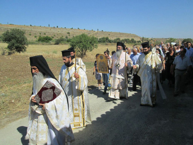 Εορτή Αγίου Πνεύματος, Ιερά Μονή Αγίου Νικολάου παρά την Ορούντα