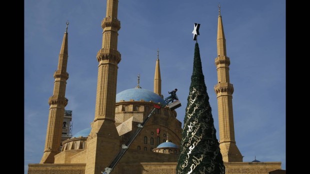 CHRISTMAS-SEASON-LEBANONREUTERSJamalSaidi