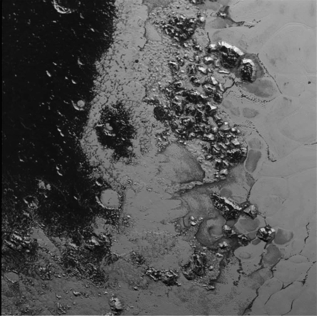 new_nh-pluto-mountain-range (1)